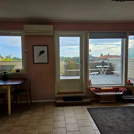 Romslig 4,etg Med Stor Terrasse, Utsikt, Parkering Moss